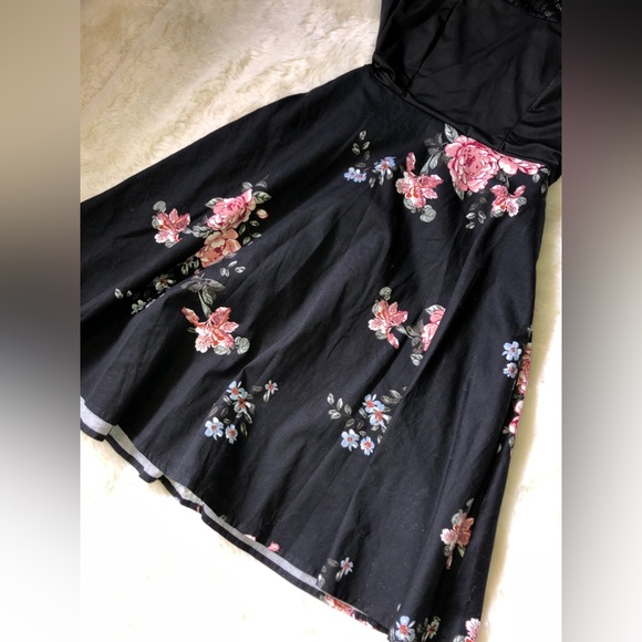 Casual Dress - Picture 3 of 8